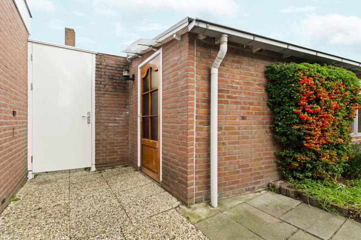 Foto 24 van Heuveloordweg 2