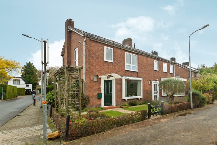 Foto 39 van Heuveloordweg 2