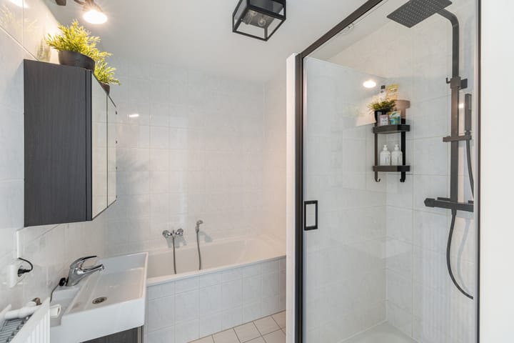 Foto 29 van Baljuw 6