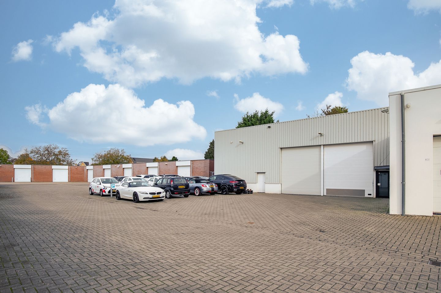 Bekijk foto 2 van Feurthstraat 83