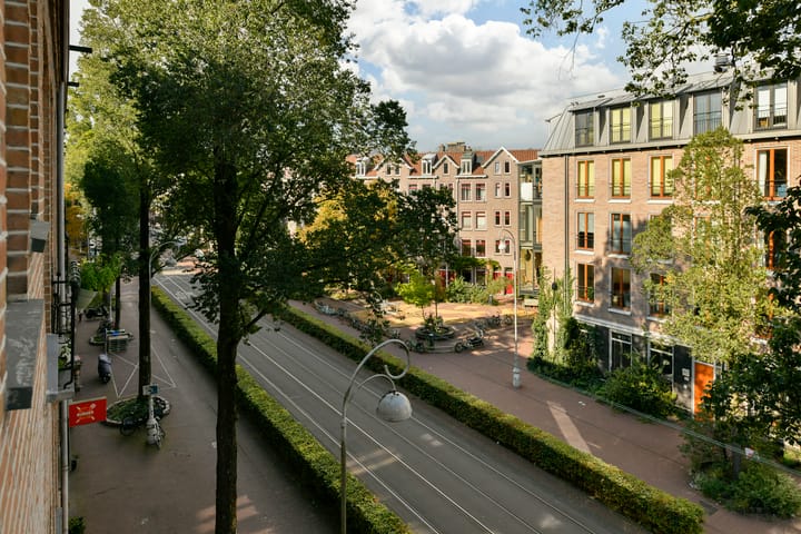 Photo 3 of Borneostraat 100-3
