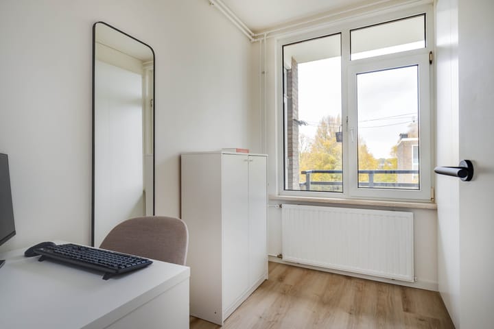 Foto 18 van Amelbergastraat 6-III