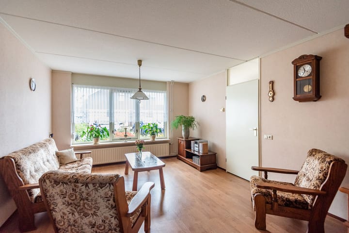 Photo 3 of Valeriaan 9