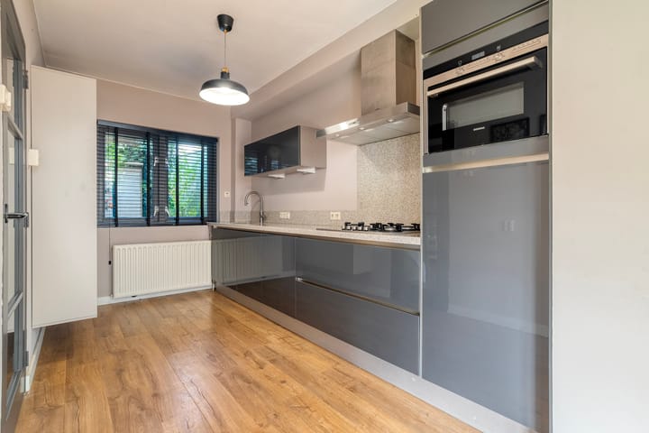 Foto 7 van Ten Oeverstraat 106