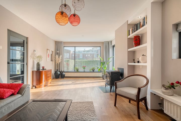 Foto 15 van Ten Oeverstraat 106