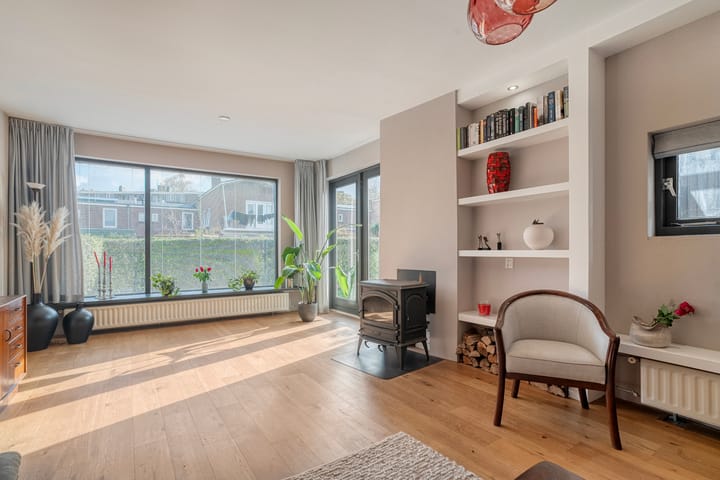 Foto 16 van Ten Oeverstraat 106