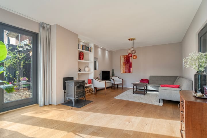 Foto 13 van Ten Oeverstraat 106