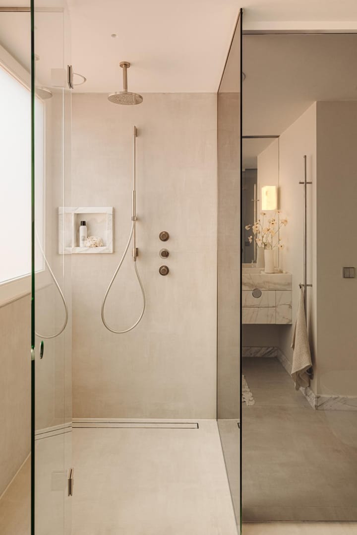 Photo 45 of Vossiusstraat 17-D