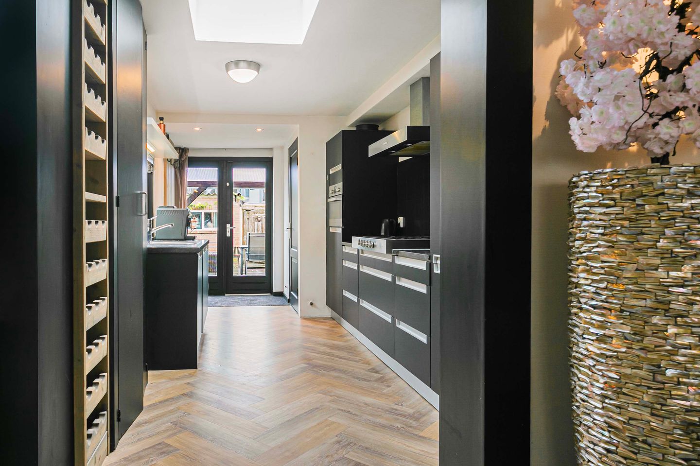 Photo 10 of Dwarsweg 3