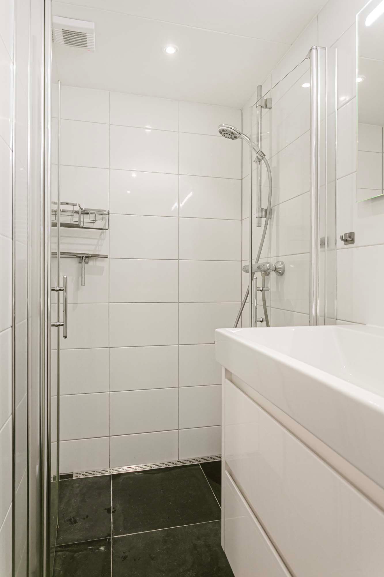 Photo 21 of Dwarsweg 3