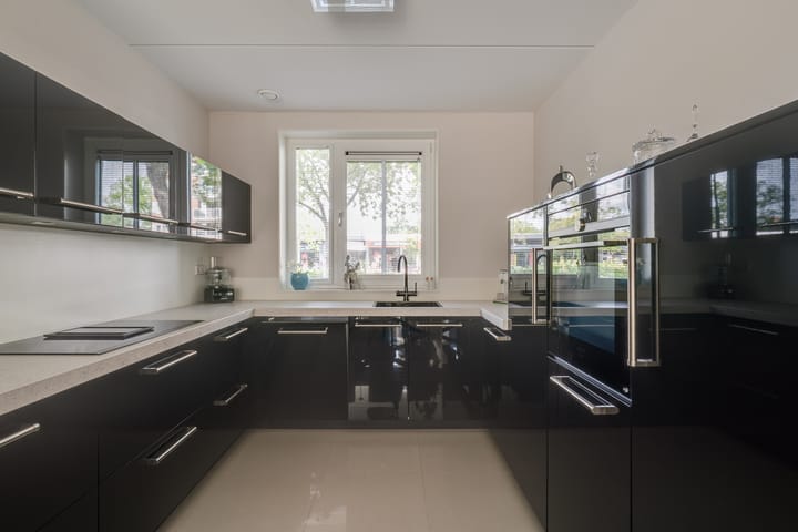 Photo 15 of Erasmuslaan 2-F