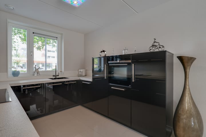 Photo 16 of Erasmuslaan 2-F