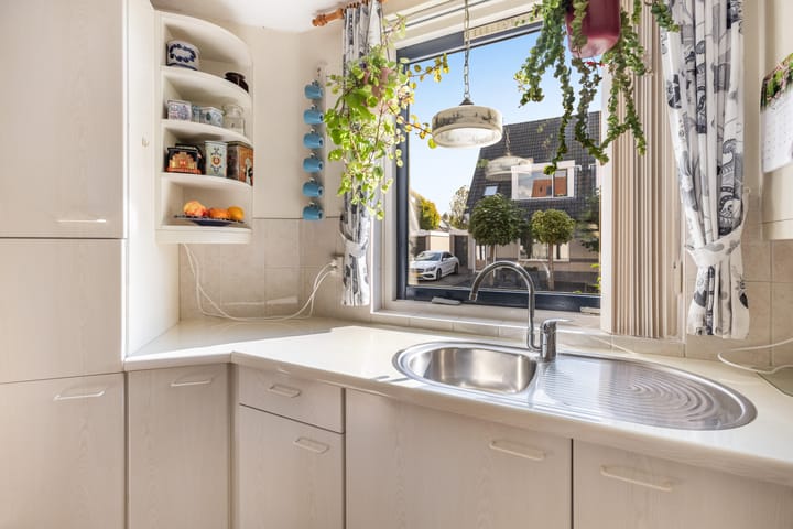 Foto 12 van Alewijnsweer 16