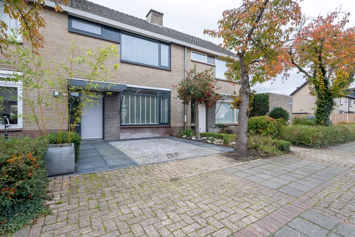 Photo 6 of Brahmsstraat 23