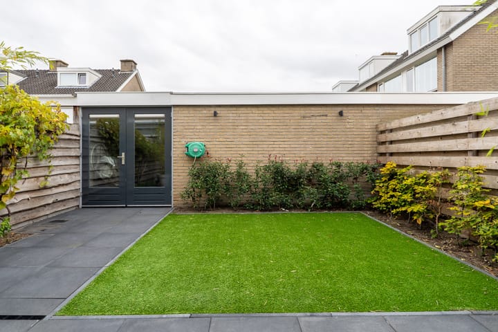 Photo 61 of Brahmsstraat 23