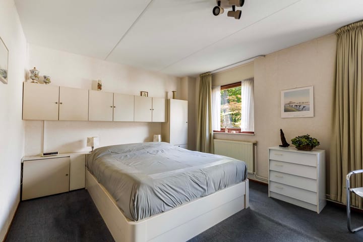 Foto 15 van Naaldhof 9