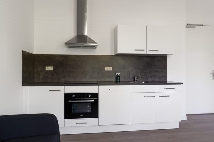 Foto 7 van Staringstraat 9