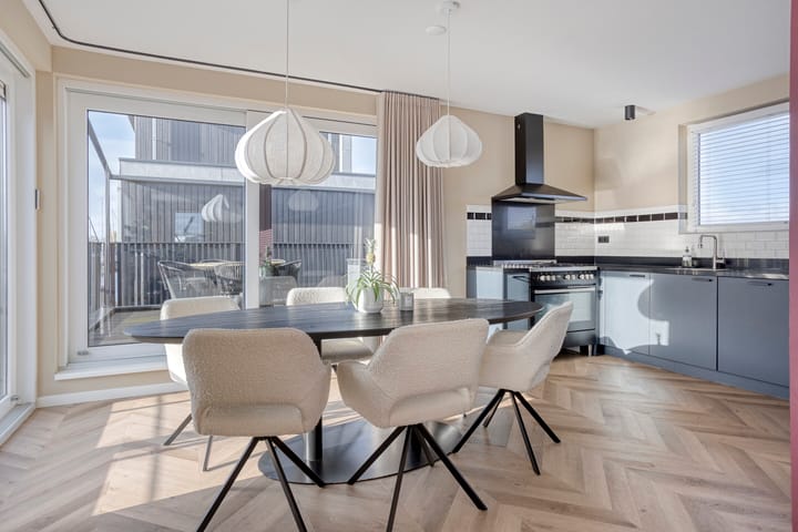 Foto 13 van Zuiderzeekade 1