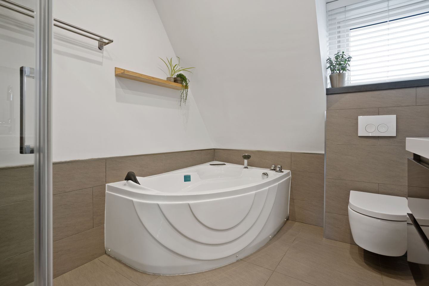 Foto 29 van Lindelaan 189