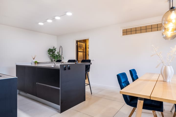 Photo 35 of Jachtlaan 5