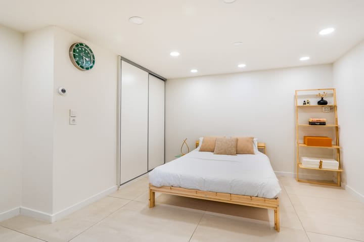 Photo 36 of Jachtlaan 5