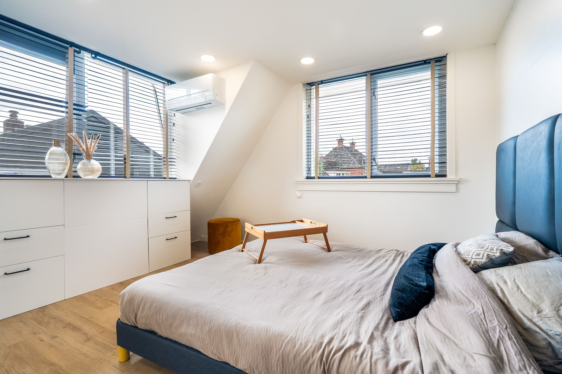 Photo 42 of Jachtlaan 5