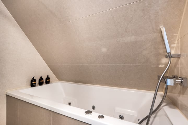 Photo 49 of Jachtlaan 5