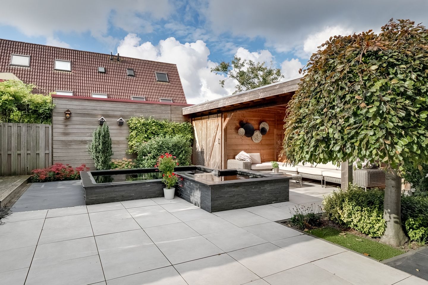 Photo 19 of Robert Stolzhof 41