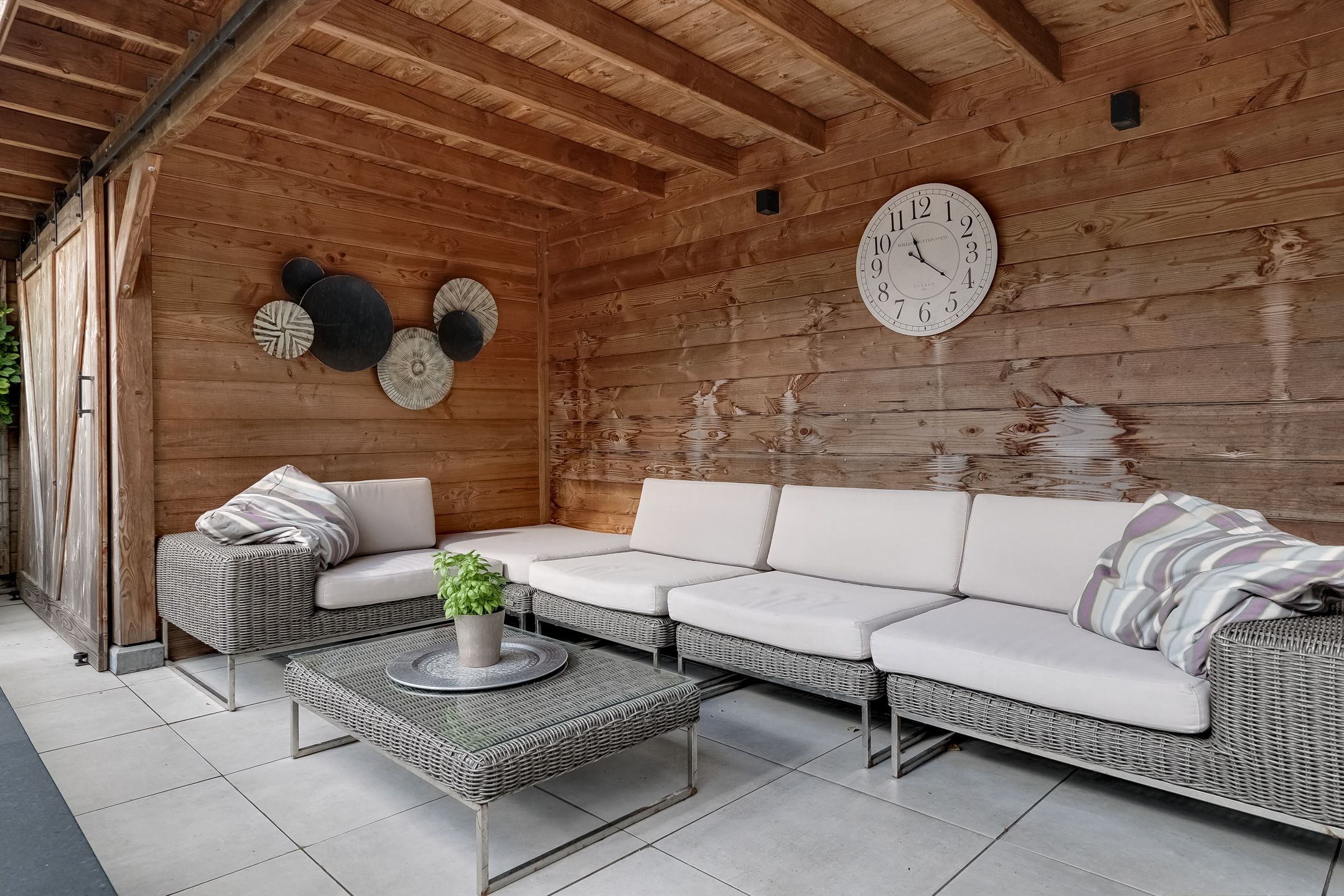 Photo 21 of Robert Stolzhof 41