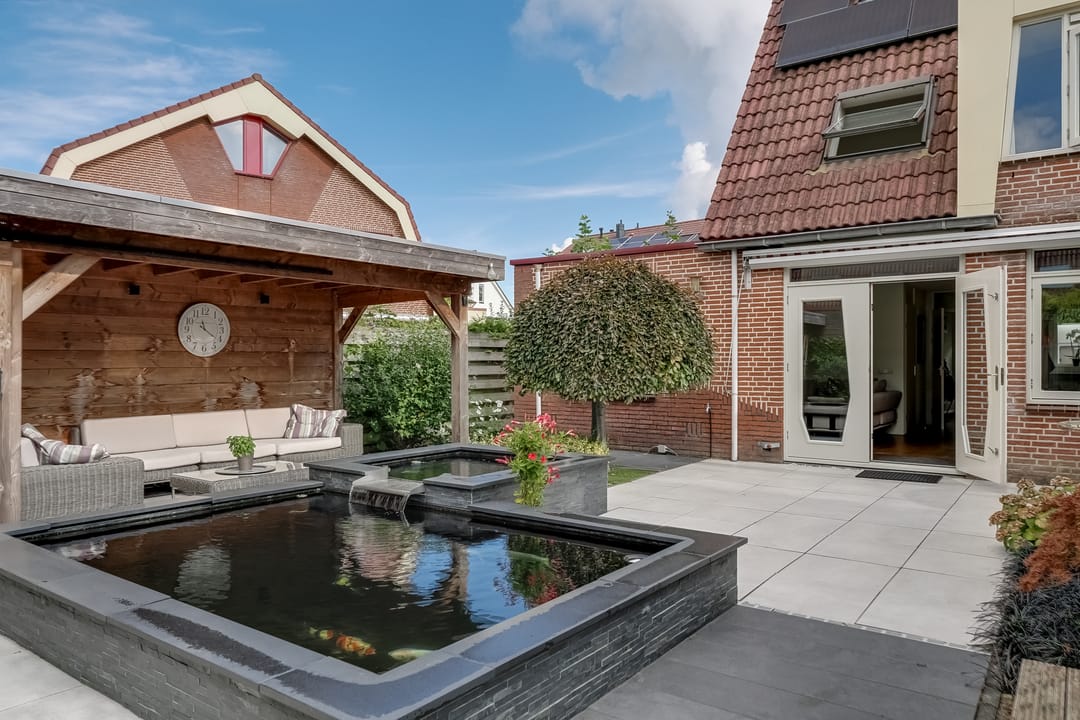 Photo 22 of Robert Stolzhof 41