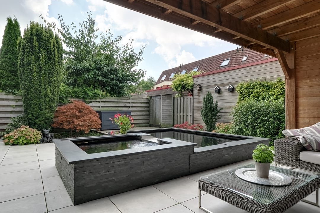 Photo 23 of Robert Stolzhof 41