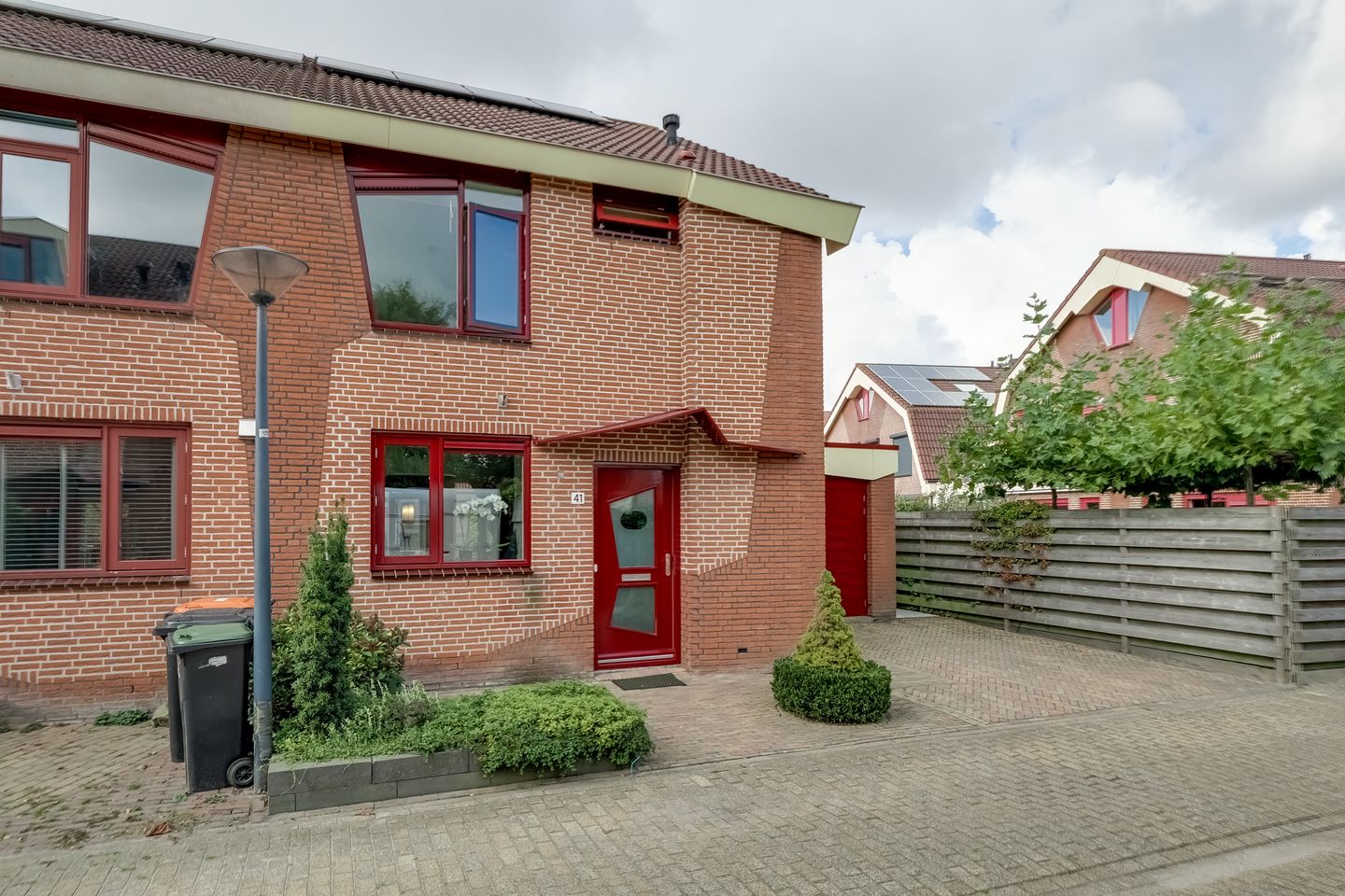 Photo 40 of Robert Stolzhof 41