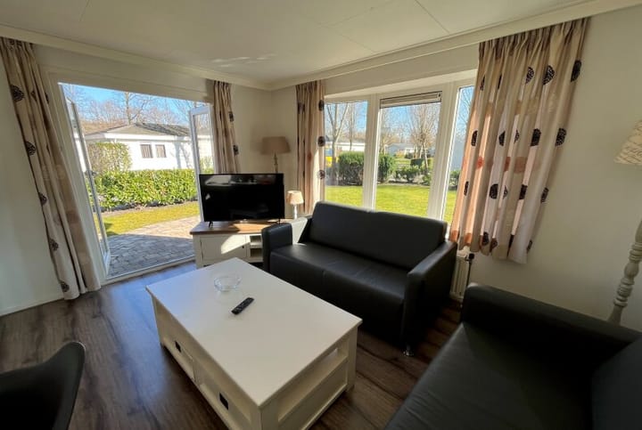 Foto 3 van Buitenhuizerweg 2-171