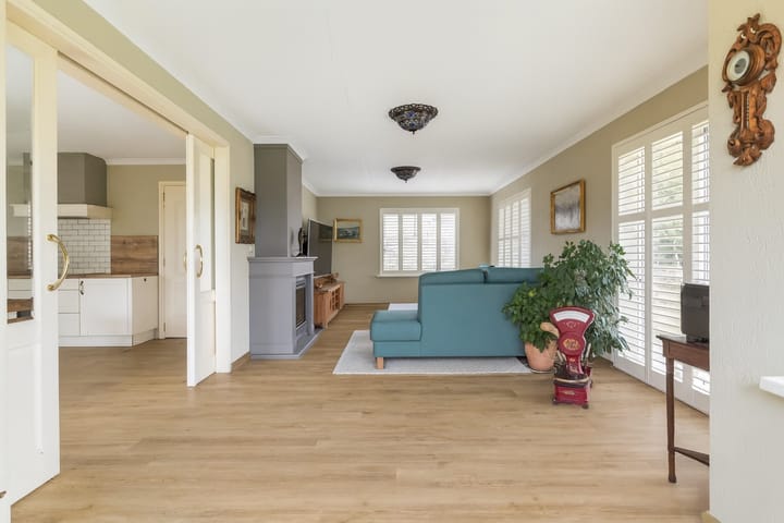 Photo 2 of It Stalt 12