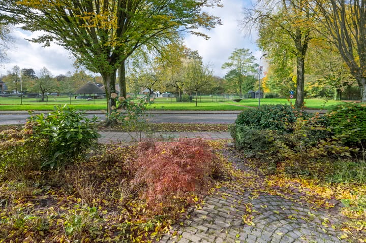 Photo 2 of Troelstralaan 38