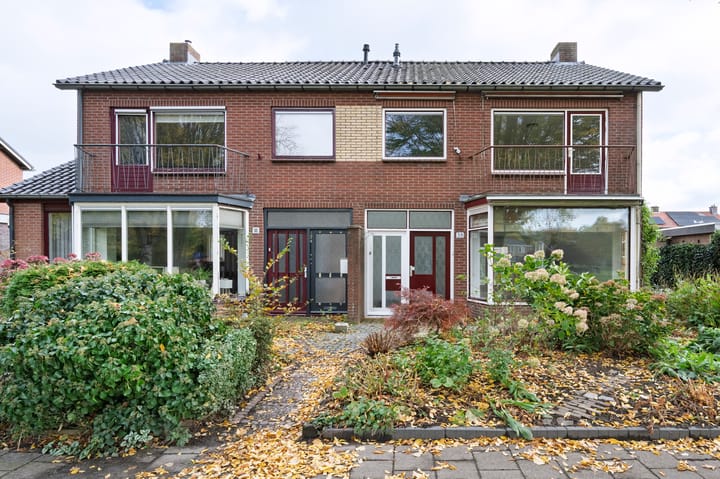 Photo 5 of Troelstralaan 38