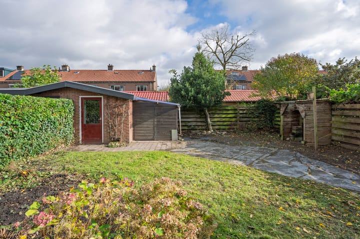 Photo 11 of Troelstralaan 38