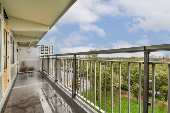 Photo 2 of Tjasker 69