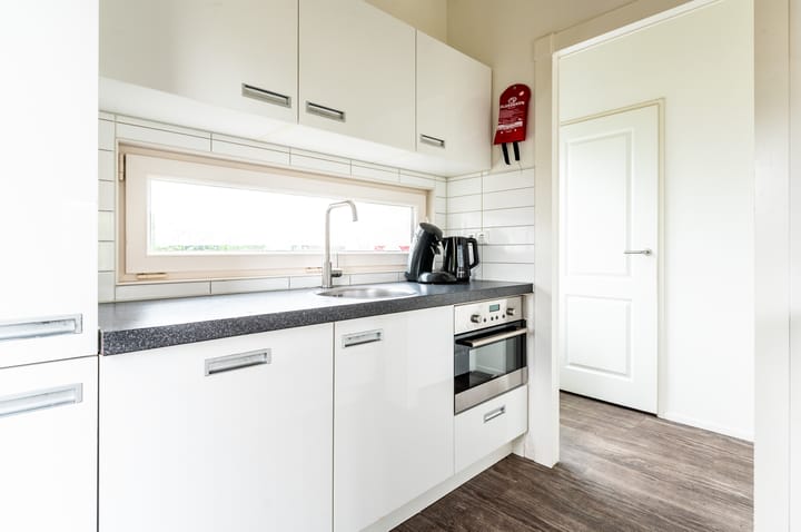 Photo 8 of Zuiderweg 2-R202