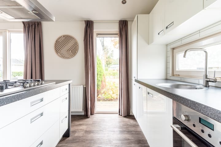 Photo 9 of Zuiderweg 2-R202