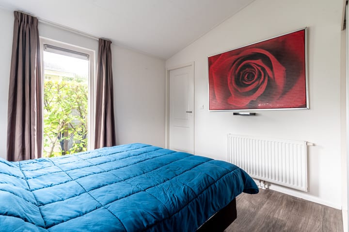 Photo 11 of Zuiderweg 2-R202