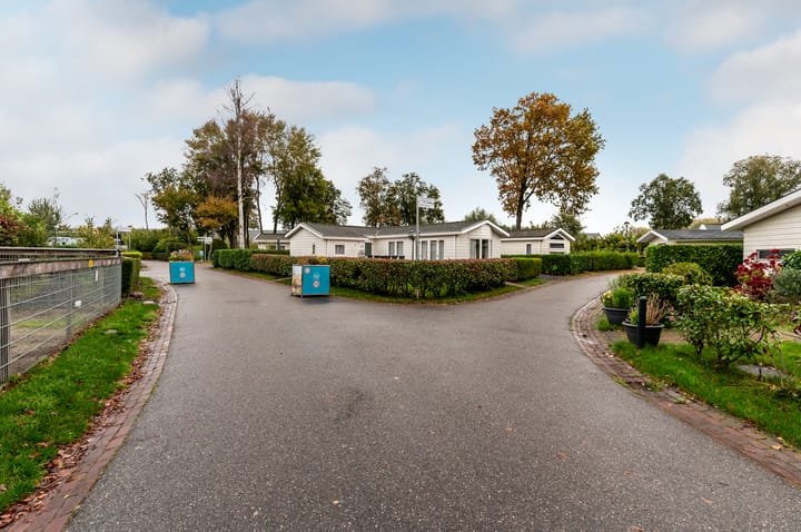 Photo 29 of Zuiderweg 2-R202