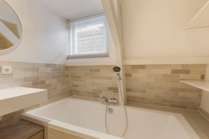 Foto 19 van Govert Flinckstraat 244-2