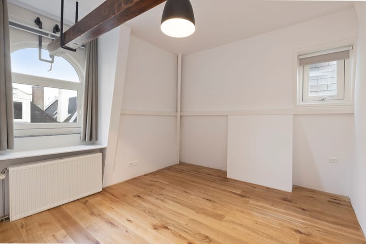 Foto 25 van Govert Flinckstraat 244-2