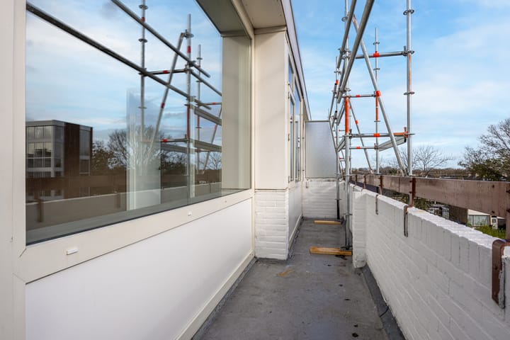 Photo 21 of Jan Ligthartstraat 319