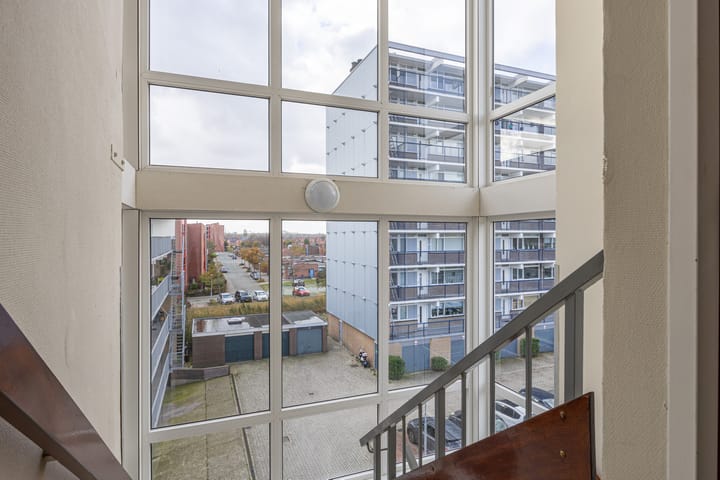 Photo 26 of Jan Ligthartstraat 319