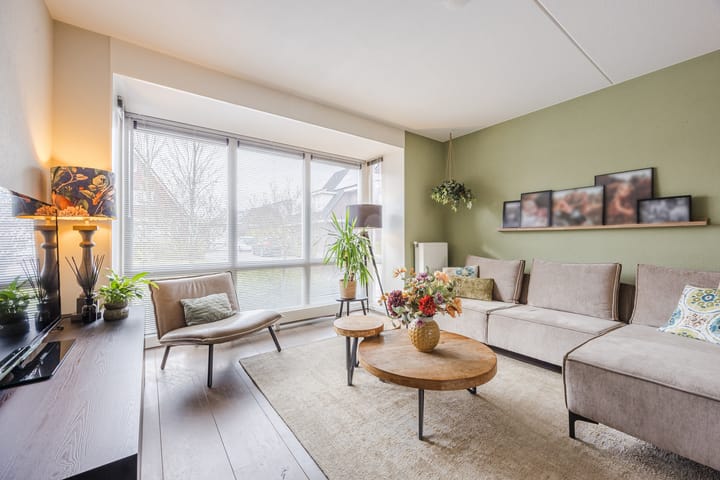 Photo 2 of Eeuwsel 5