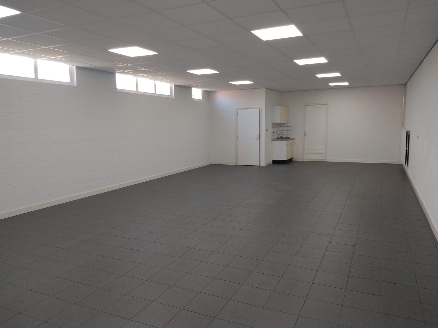 View photo 3 of Grotestraat 243-A