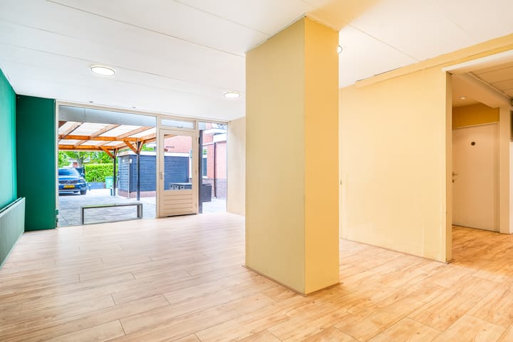 Photo 67 of Jachtlaan 5