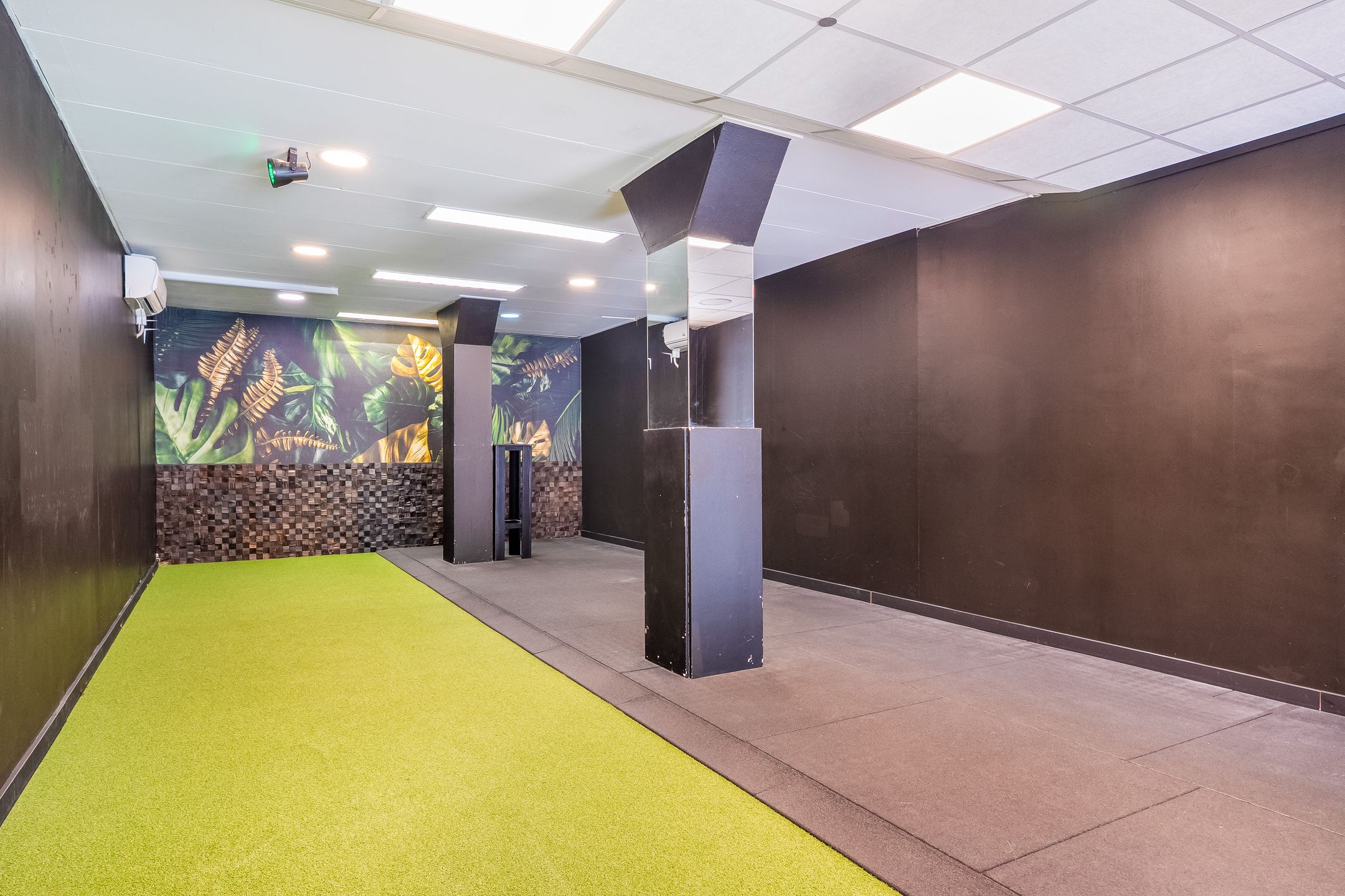 Photo 69 of Jachtlaan 5